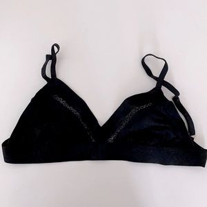 Victoria secret 32A bra.
